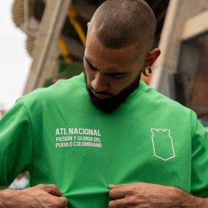 Camisa Pasión y gloria del pueblo colombiano verde