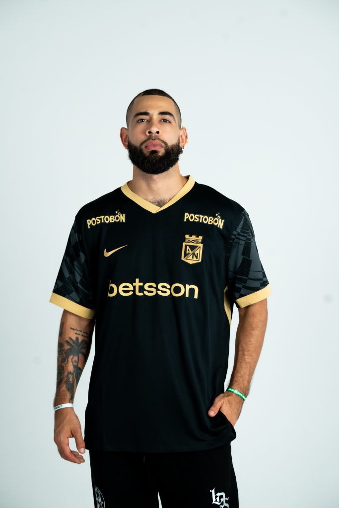 Camiseta alterna hombre nike 2025