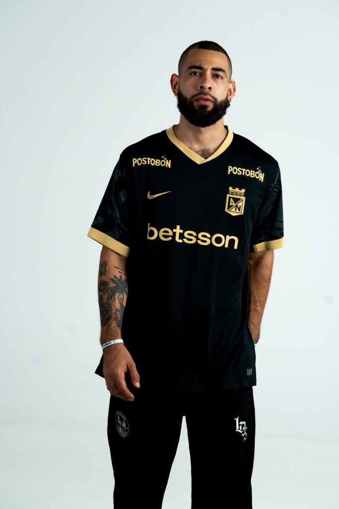 Camiseta alterna hombre nike 2025